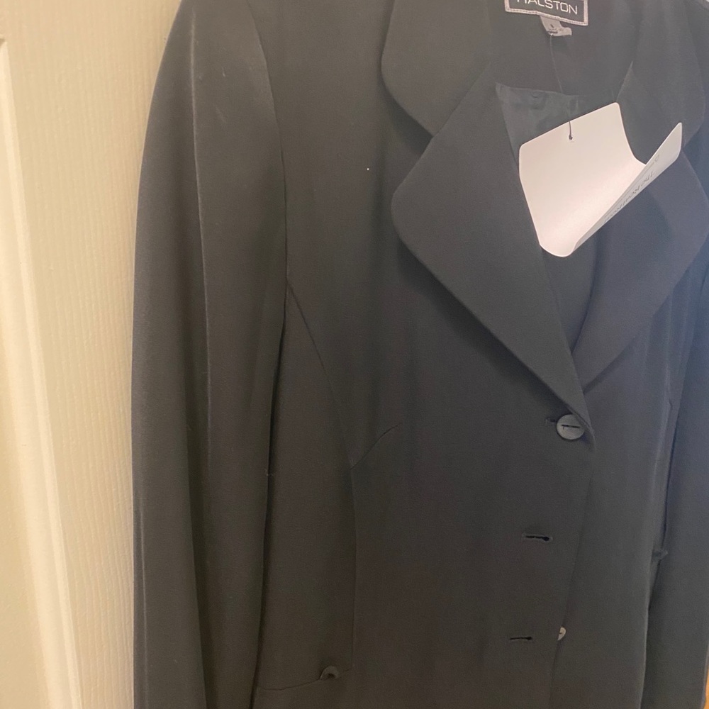 Beautiful blazer - Picture 4 of 5